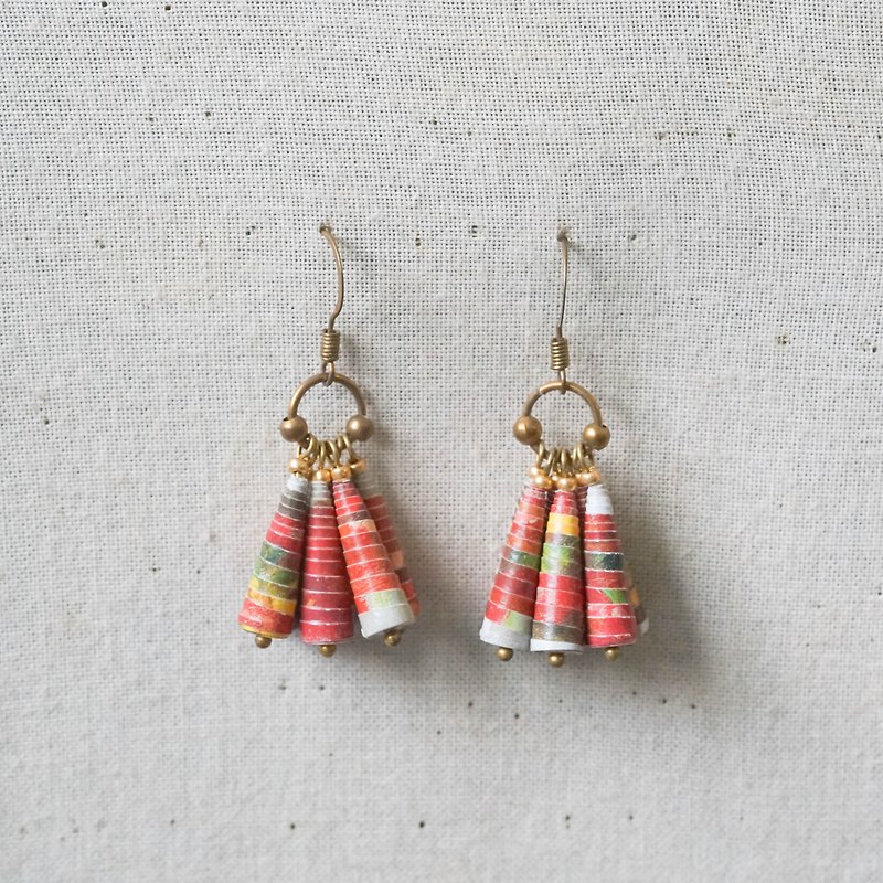 [Small roll paper hand-made/paper art/jewelry] colorful red flower earrings - Earrings & Clip-ons - Paper Red