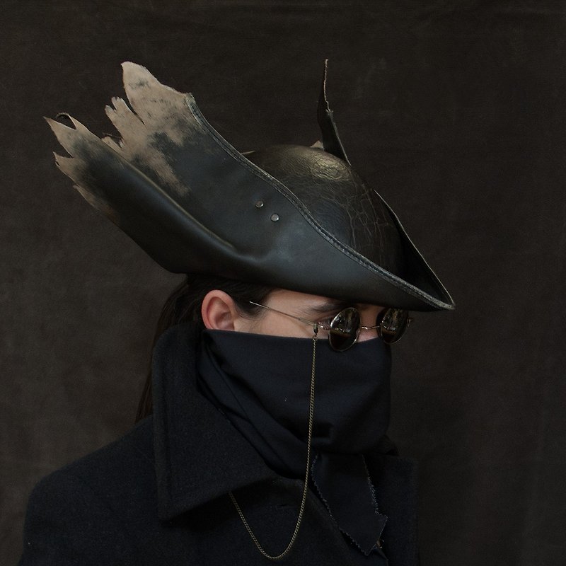 Hunter Leather Hat v.3 Inspired Bloodborne / tricorne