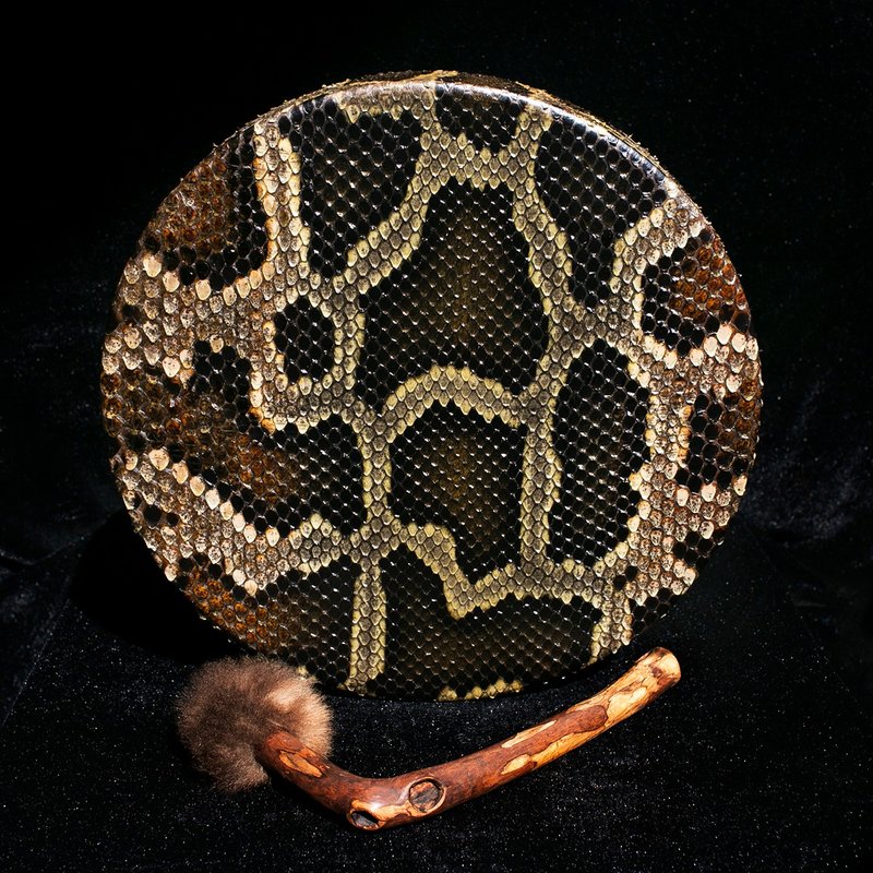 Traditional craftsmanship handmade snake skin shaman drum python drum Spiritual music - กีตาร์เครื่องดนตรี - ไม้ 