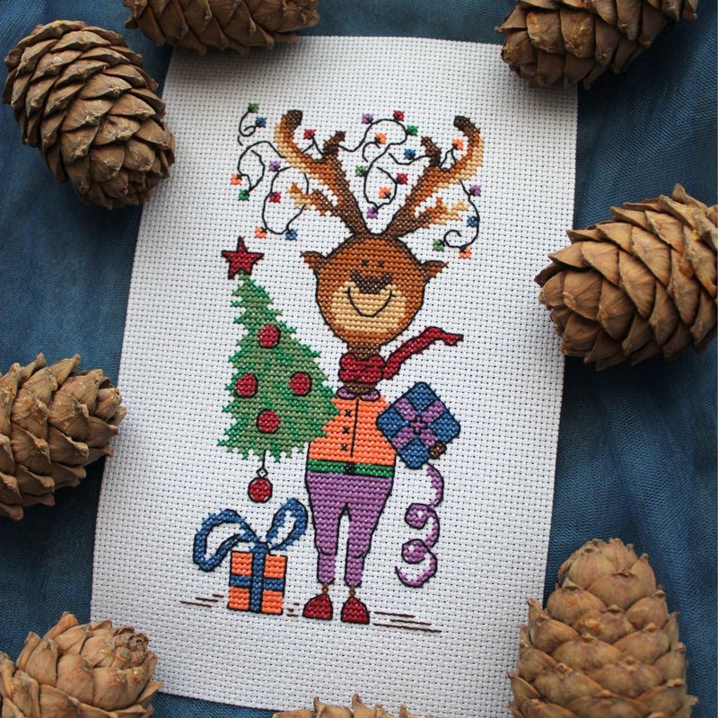 Cross stitch pattern Christmas Reindeer, cross stitch chart PDF - Logo 設計/圖案設計 - 其他材質 