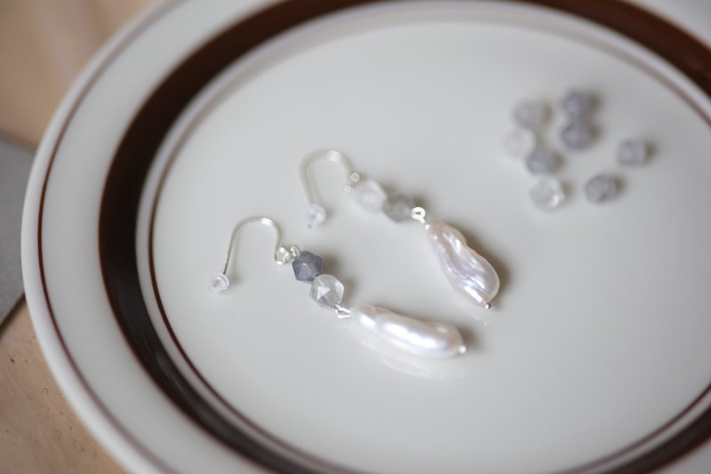 烏溪珍珠純銀耳環　可改耳夾 - 耳環/耳夾/耳骨夾 - 半寶石 灰色