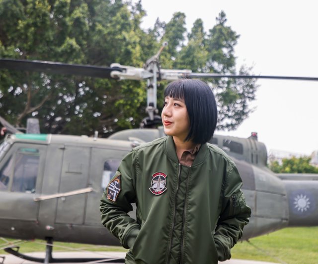 Helicopter clearance pilot jacket