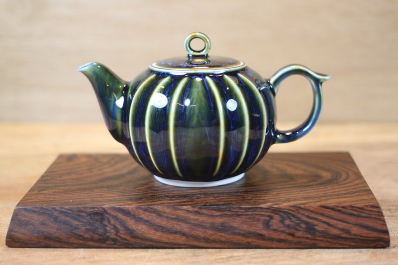 [Christmas Gift Box] Yaoyang Tianmu Glaze Curved Pattern Teapot Works by Yingge Ceramics Master Ye Minxiang - ถ้วย - เครื่องลายคราม 