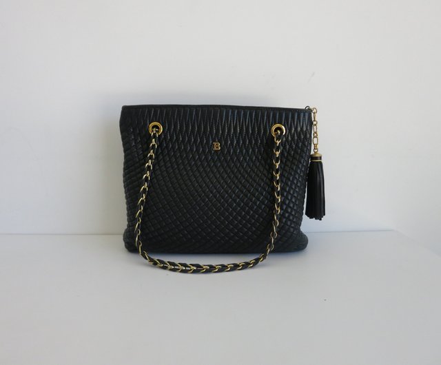 Sell Bally Vintage Quilted Shoulder Bag - Black