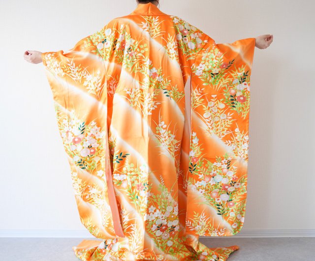 Kimono on sale dress wedding