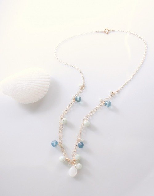 lipattijewelry ビルマ翡翠とフローライト・白蝶貝のネックレス Sylvaine