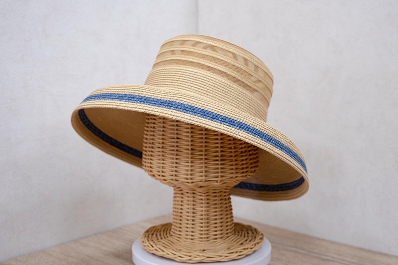 British elegant and breathable lady hat - natural color paper thread woven made in Taiwan - หมวก - กระดาษ สีกากี