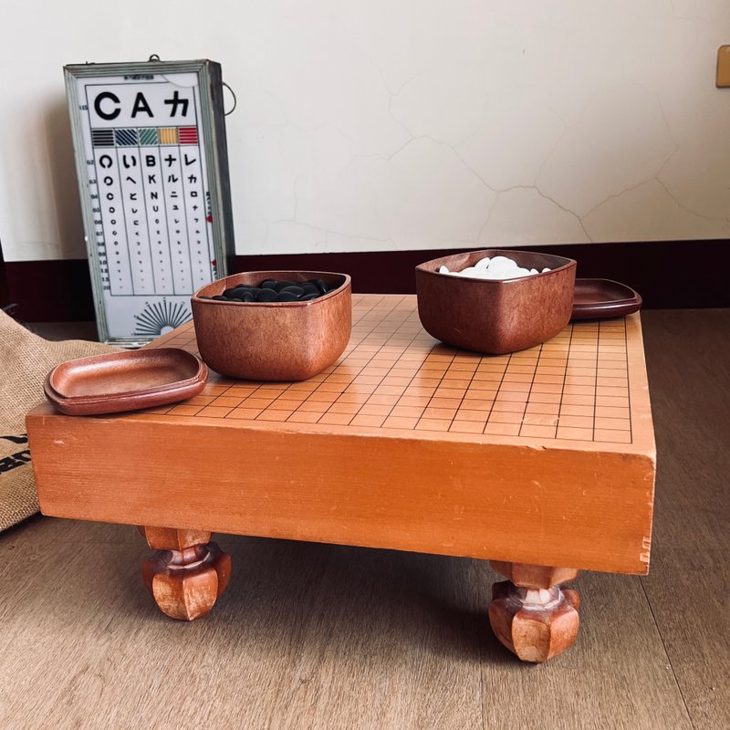 Japanese Showa solid wood Go table tea table - เฟอร์นิเจอร์อื่น ๆ - ไม้ สีนำ้ตาล