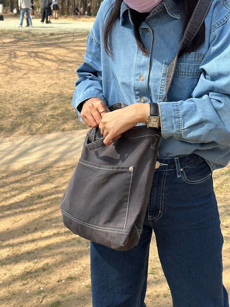 Grey Little Canvas Tote / Weekend bag / Shopping bag - 側背包/斜背包 - 棉．麻 灰色