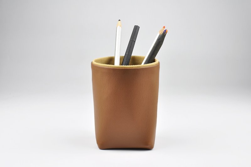 皮革帆布筆筒 桌面收納 棕色 - 筆筒/筆座 - 人造皮革 咖啡色