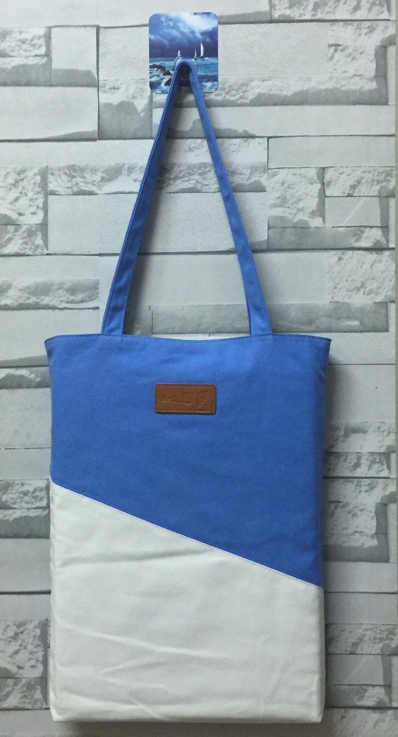 MDF canvas shoulder bag (blue / white) - Handbags & Totes - Cotton & Hemp Multicolor