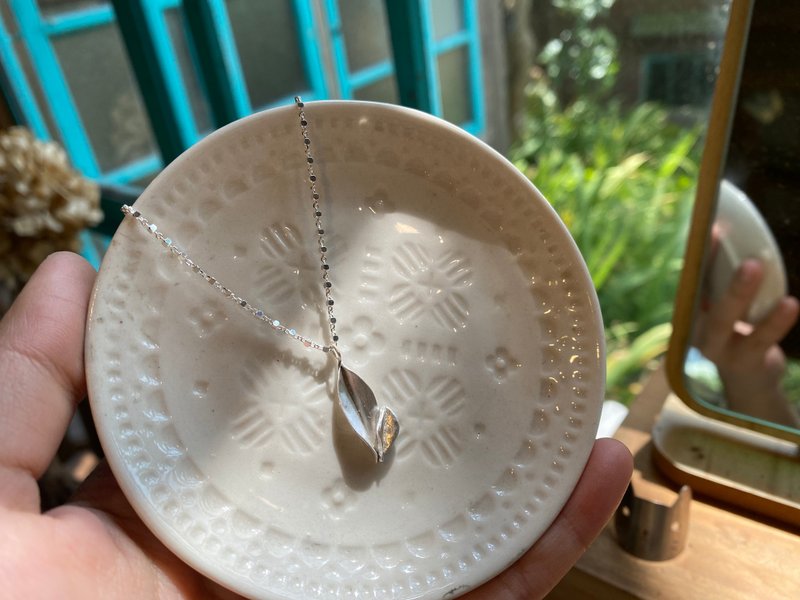 Leaf Necklace Leaf Necklace - Necklaces - Sterling Silver Silver