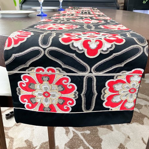 豪華 着物の帯のテーブルランナー 正絹100% - ショップ Japanese style