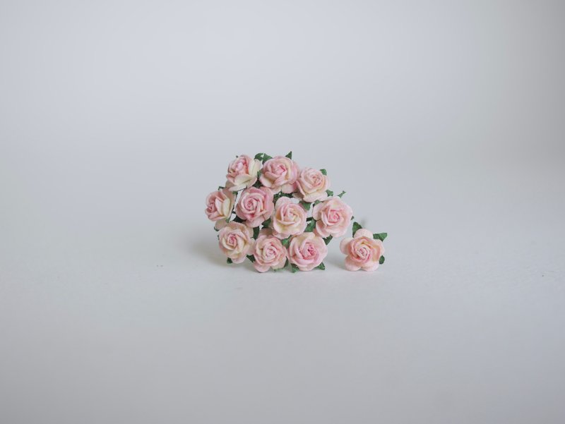 Paper Flower, small 100 pieces rose supplies, size 0.8 cm., pink brush colors. - 其他 - 紙 橘色