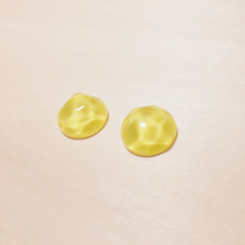 復古亮黃水波耳環 - 耳環/耳夾 - 樹脂 黃色