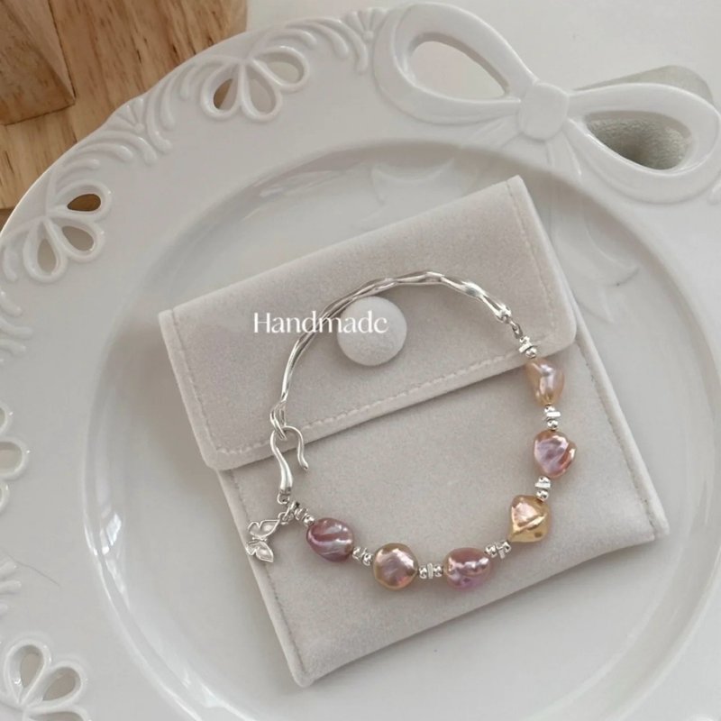 YuanPearl natural aurora baroque purple and pink baroque petal pearl bracelet pure silver bracelet - Bracelets - Pearl White