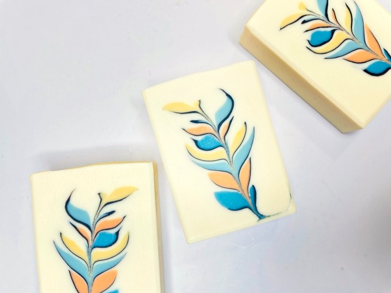 [24h shipping] Caiyu∣Camellia Shea Skin Soap Exquisite Creative Soap Gift Soap Gift Box - สบู่ - วัสดุอีโค 