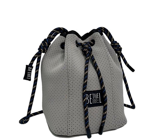 Cable mouth dual-purpose bucket bag - Shop bethel Drawstring Bags