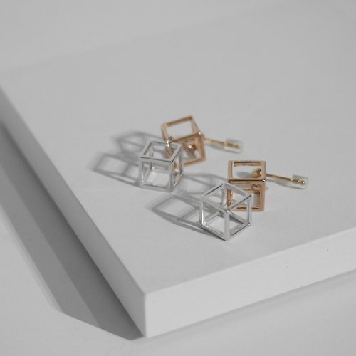 The Layers 18K玫瑰包金 925純銀3D 簡約立方體吊咀拼色耳環 情人節紀念禮物