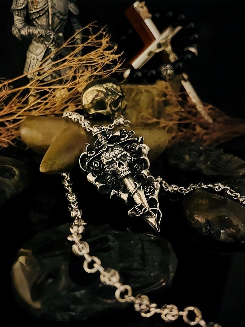 [Rock Punk Series] Holy Sword and Skull 925 Silver Pendant (excluding chain) - สร้อยคอ - เงินแท้ สีเงิน