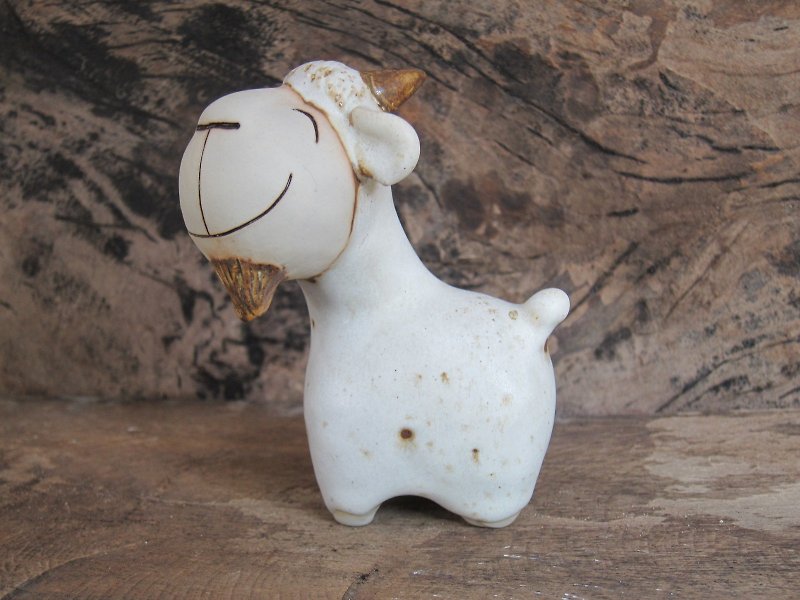Goat, handmade ceramics, Smiling Goat, Super Cute Goat, Ceramic Goat ornaments, Ceramic Goat figures - 擺飾/家飾品 - 陶 白色