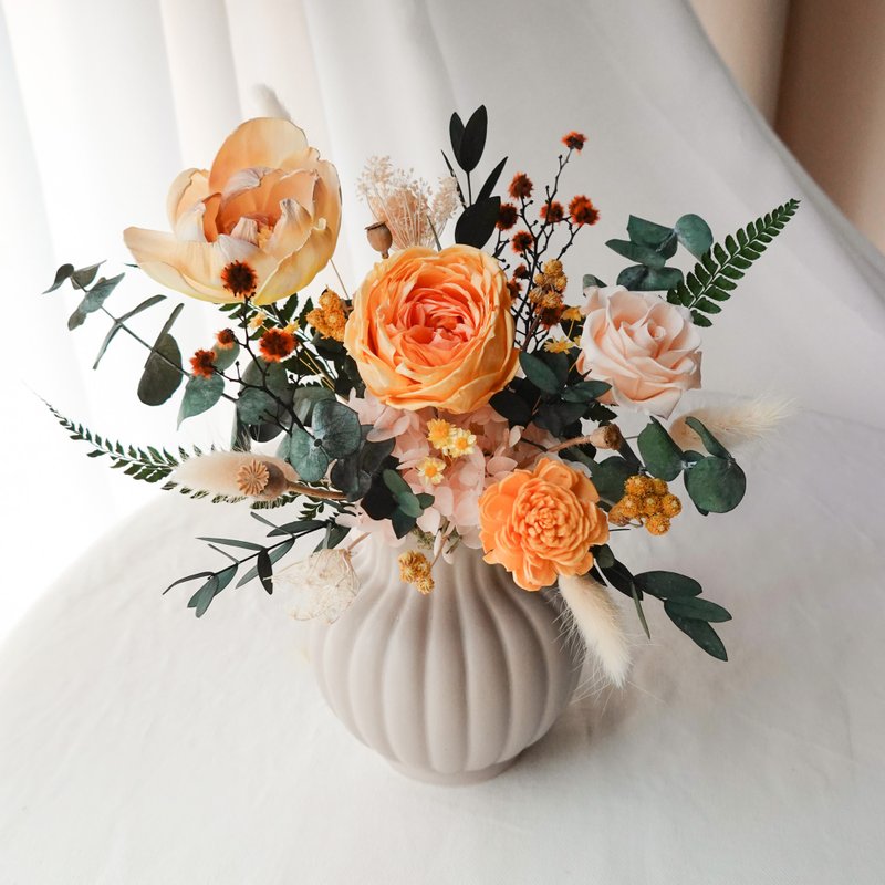 Curved vase flower-warm orange - ช่อดอกไม้แห้ง - พืช/ดอกไม้ สีส้ม