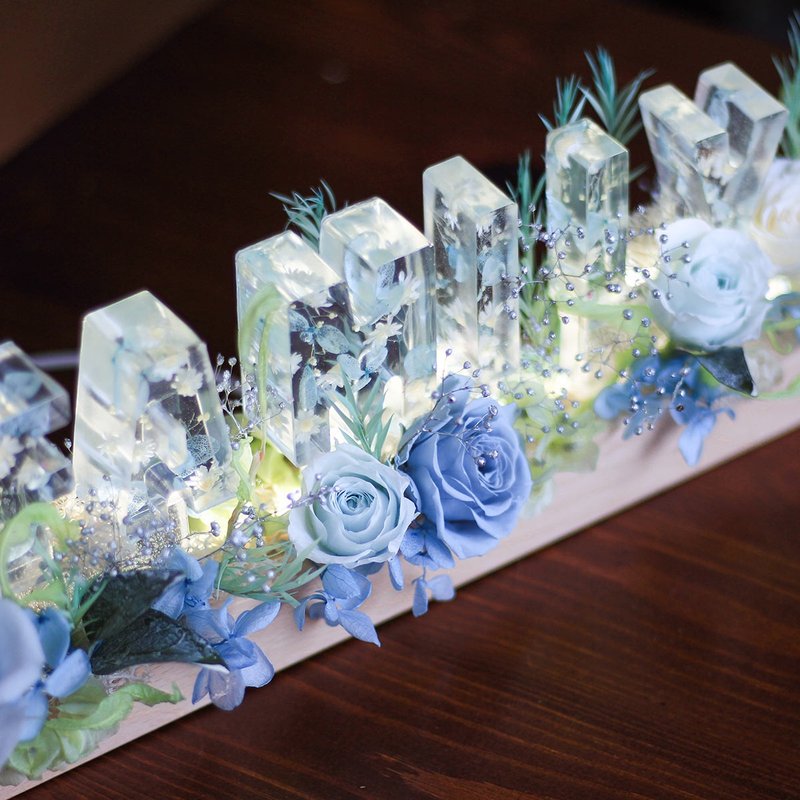 Valentine's Day Gift Everlasting Flower Lamp Holder Flower Letter Lamp Ice Crystal Letter Night Light Opening Flower Ceremony - ช่อดอกไม้แห้ง - พืช/ดอกไม้ หลากหลายสี