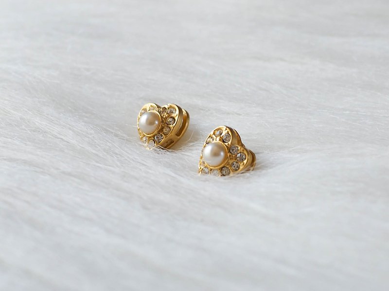Heshui Mountain - 流沙心珠 Beads 亮日夜 Antique Jewelry Light Jewelry Ear Pin Earrings Vintage piercing earrings Dangle Knot Earrings - Earrings & Clip-ons - Other Metals Gold
