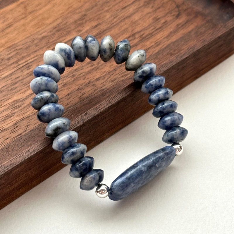 [Clear yourself] Simple Silver bracelet with blue Stone butterfly beads to dispel stress, strengthen and heal the heart with courage - Bracelets - Semi-Precious Stones Blue