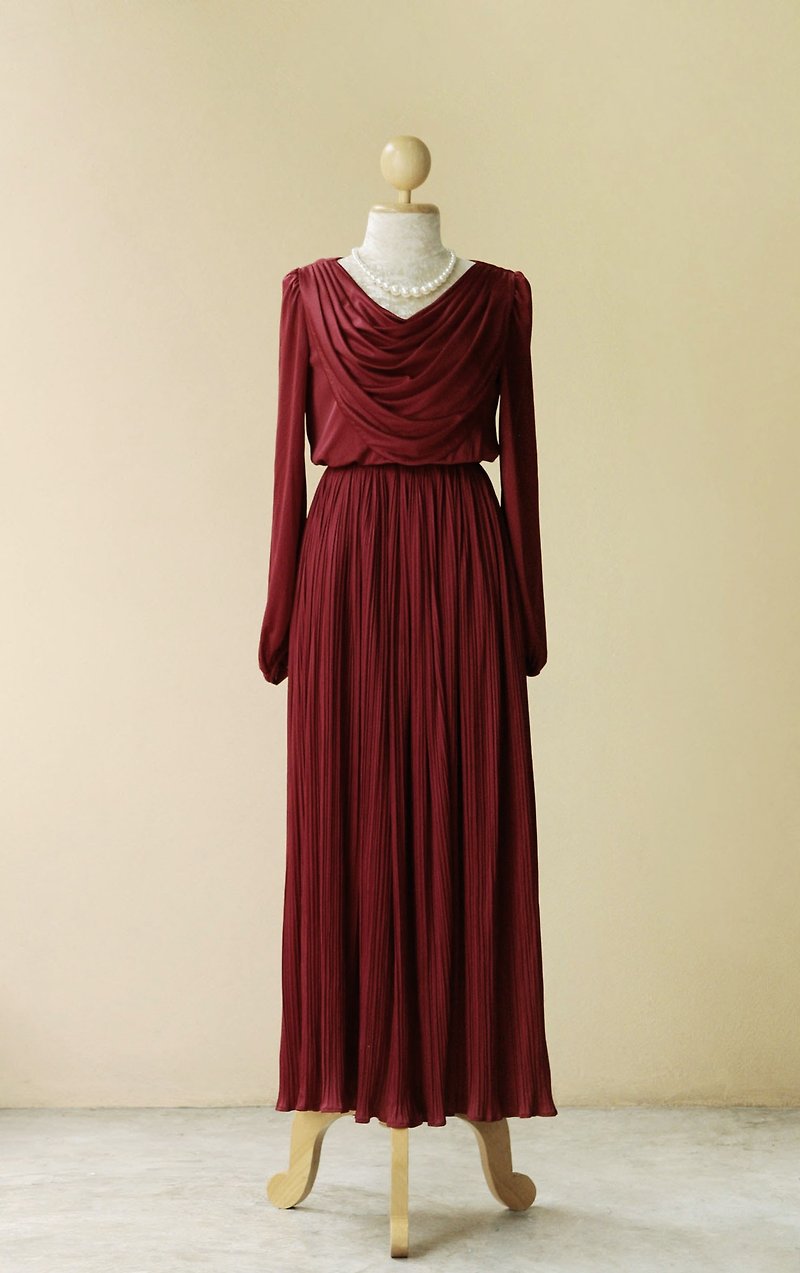 VINTAGE red maxi dress, Cowl neckline - 連身裙 - 聚酯纖維 紅色