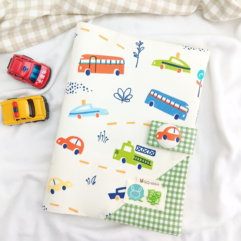 Free name embroidery. They are all cars - 5 models to choose from. Baby manual cloth book jacket - ของขวัญวันครบรอบ - ผ้าฝ้าย/ผ้าลินิน สีน้ำเงิน