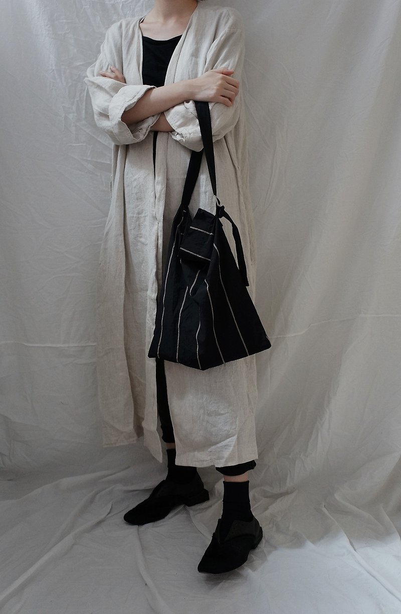 #308 tote bag STRIPE&BLACK Striped Black Stitched Shoulder Tote - Messenger Bags & Sling Bags - Cotton & Hemp Black