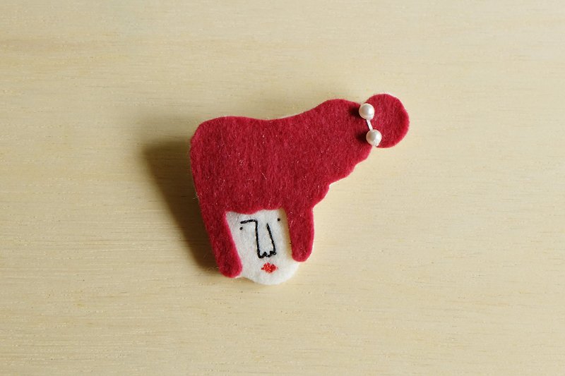 Miss Hairy Collection / Wool Felt Fabric Brooch / S Size - Brooches - Wool Red