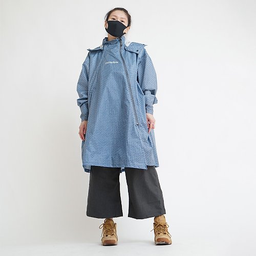 Outperform 奧德蒙雨衣專賣店 【背包款】去去雨水走長版兩件式-Mini-O+防水寬褲-太平洋藍