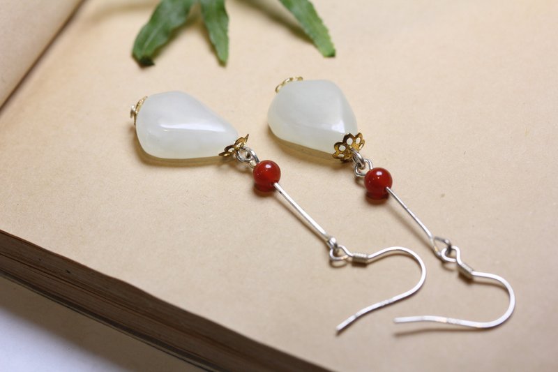 和田手工打磨 隨形白玉 耳墜 女士中國風 耳飾品 s925銀 - 耳環/耳夾/耳骨夾 - 玉石 白色