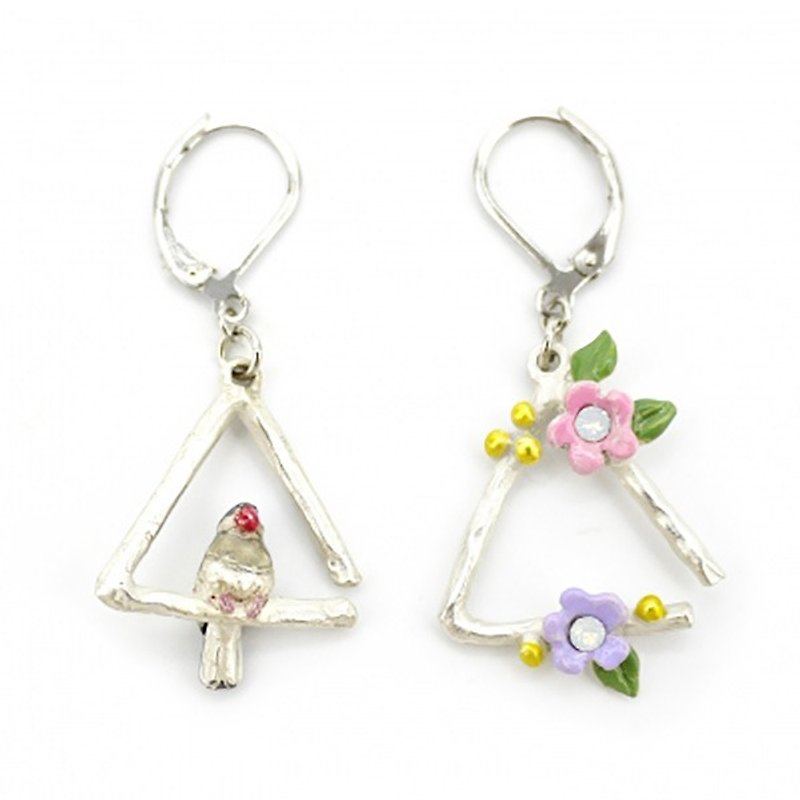 Java Sparrow Java Sparrow Triangle / Earrings PA365 - Earrings & Clip-ons - Other Metals Silver