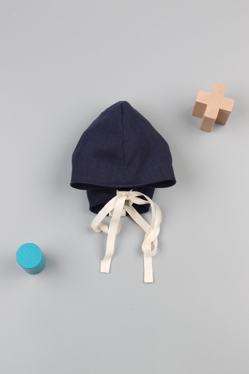 Bonbies. Japanese pure cotton double-sided double gauze. Handmade small hat. A boy's blue sky. - Bibs - Cotton & Hemp Blue