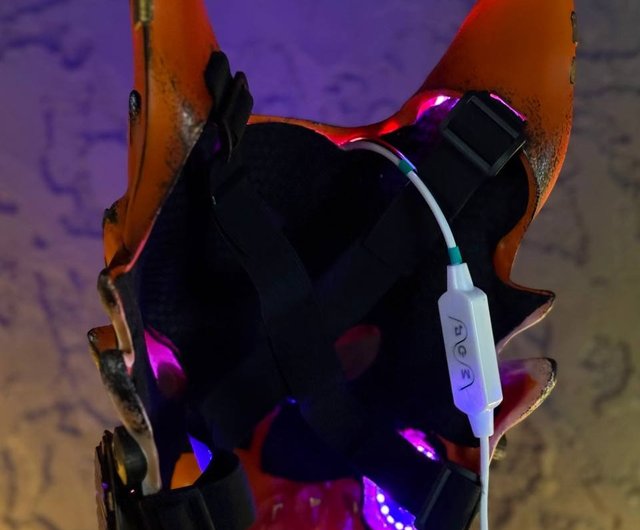 サイバーパンク狐面 スマートライト付き 未来的な狐マスク 終末風の狼