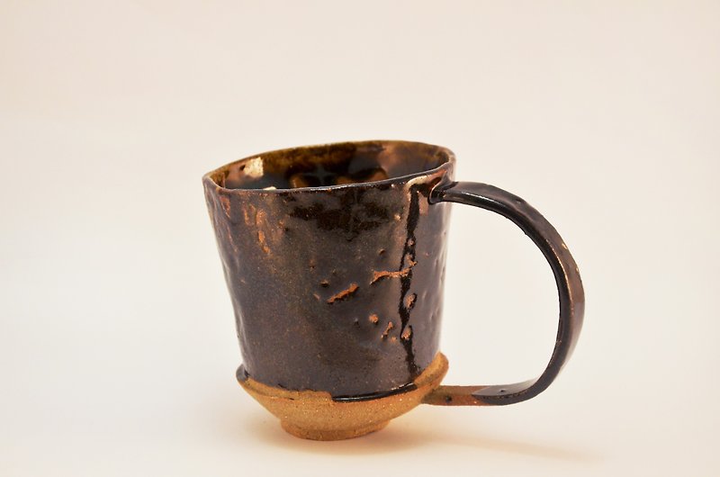 Mug. Coffee cup. Smoked deep-grown coffee - แก้วมัค/แก้วกาแฟ - ดินเผา สีนำ้ตาล