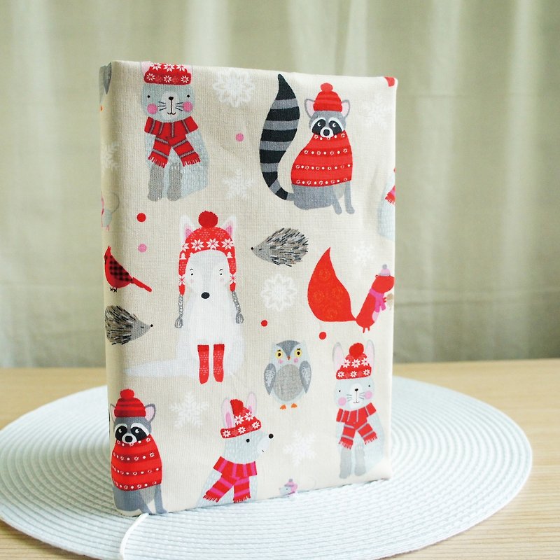 Lovely American Cotton [Double-sided Cloth Book Cover Animals For Christmas] Book Cover 25K Journal, A5 Handbook - ปกหนังสือ - ผ้าฝ้าย/ผ้าลินิน ขาว