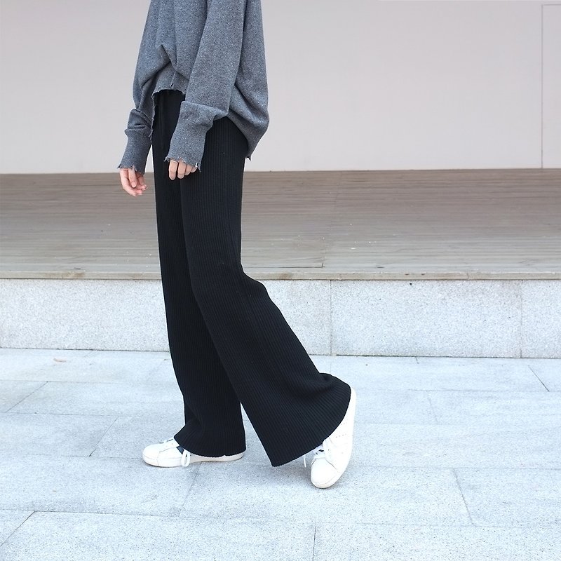 オリジナルデザインGAOGUOガオ女性ブランドが暗く広い足薄いカシミヤウールのズボンをニットストライプの場合 - パンツ レディース - ウール ブラック