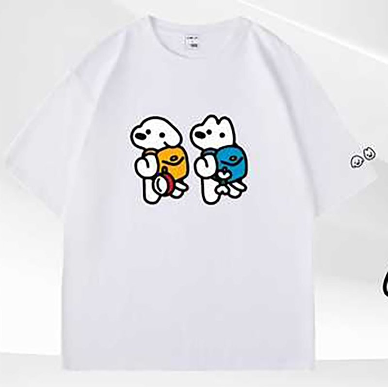 matusi DOGS 台灣限定男女T恤-郊遊款(白色) - 女 T 恤 - 棉．麻 白色