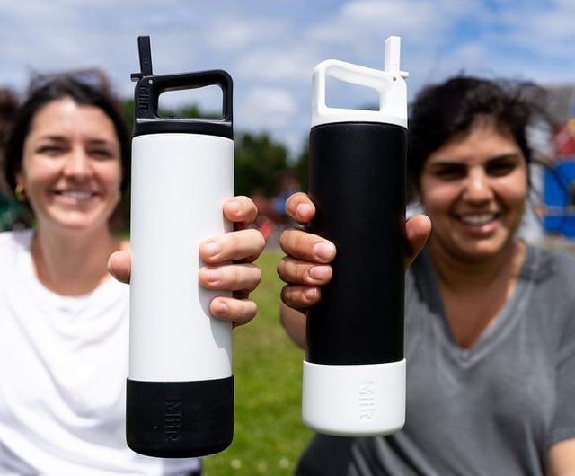 MiiR 水筒 魔法瓶シリコーンケース ファッションホワイト(20oz以下の