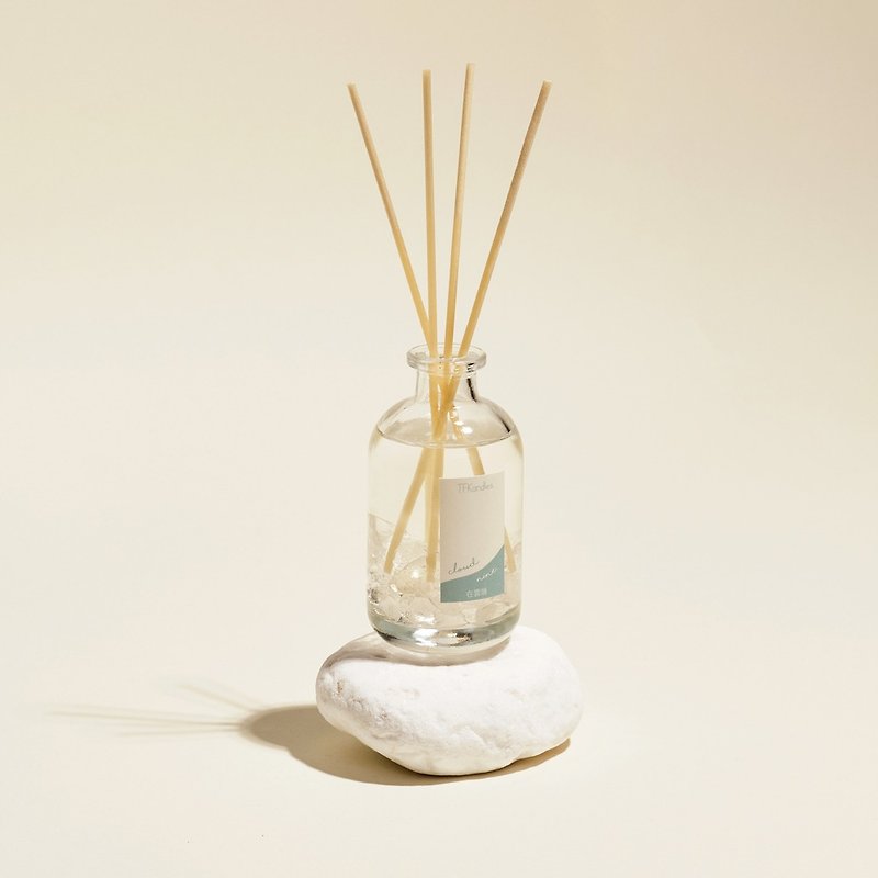Cloud Nine | Reed Diffuser with White Quartz - Fragrances - Essential Oils White