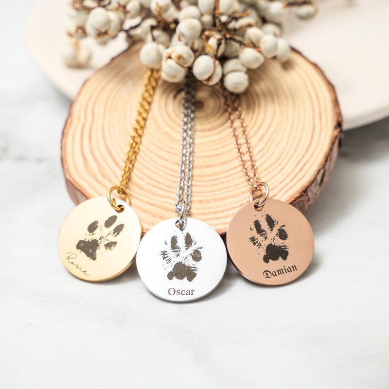 Pet Paw Necklace in Gold, Silver, Rose Gold • Dog Paw Cat Paw Necklace Custom - สร้อยคอ - สแตนเลส 