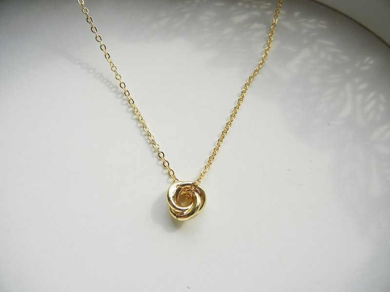 *coucoubird*Necklace with knotted knot - Necklaces - 24K Gold Gold