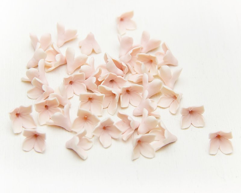 Pink Beige Flowers Beads 9-10mm,Flower Beads Polymer Clay,  Floral Beads - ชิ้นส่วน/วัสดุอุปกรณ์ - พลาสติก ขาว