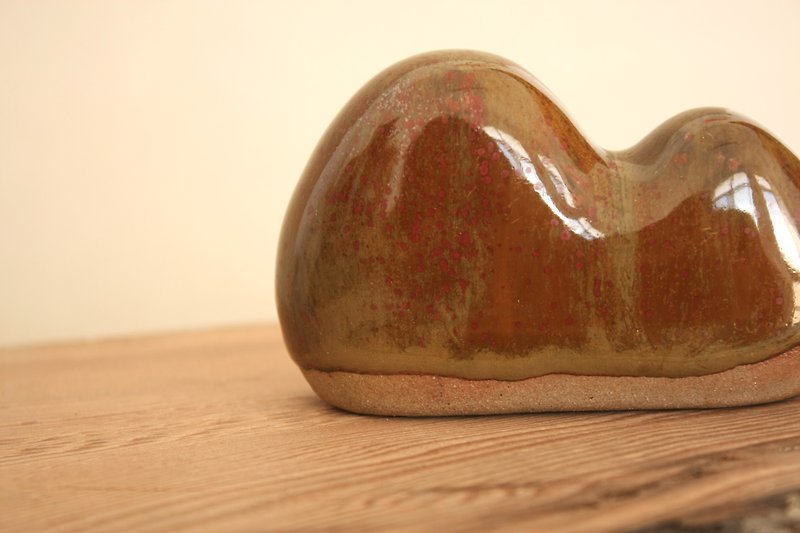 Hill // Terracotta Continent // Handmade Pottery Pipe // Handmade Pottery Pipe - อื่นๆ - ดินเผา 
