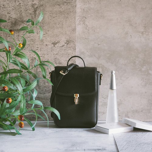 寇比手工皮件 Colbie Leather 真皮俏麗手機小包 22274 黑