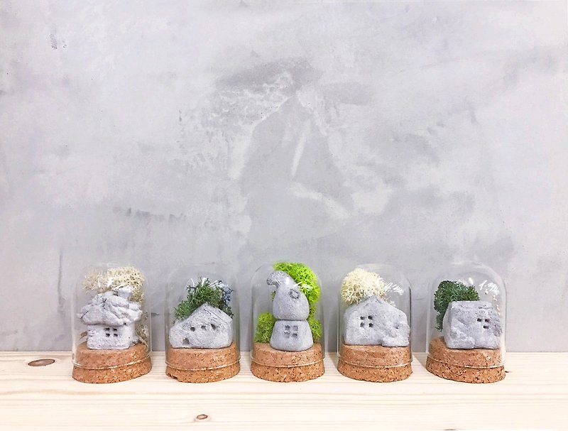 Warm little mud house │ limited hand made - Items for Display - Cement Gray